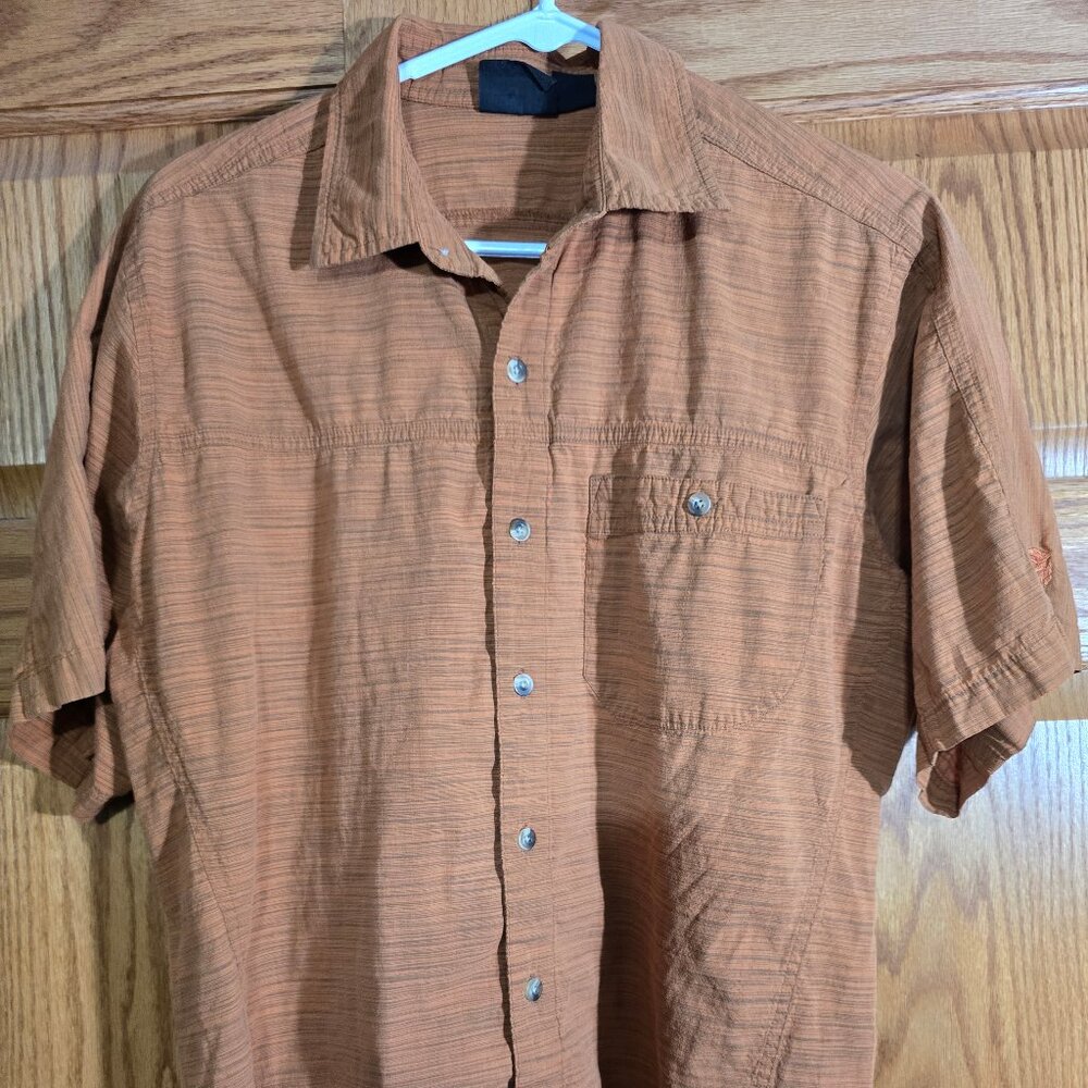 Mountain Hardwear button down shirt M (Orange)